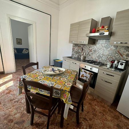 Arco Del Vescovo 2 Daire Acireale Dış mekan fotoğraf