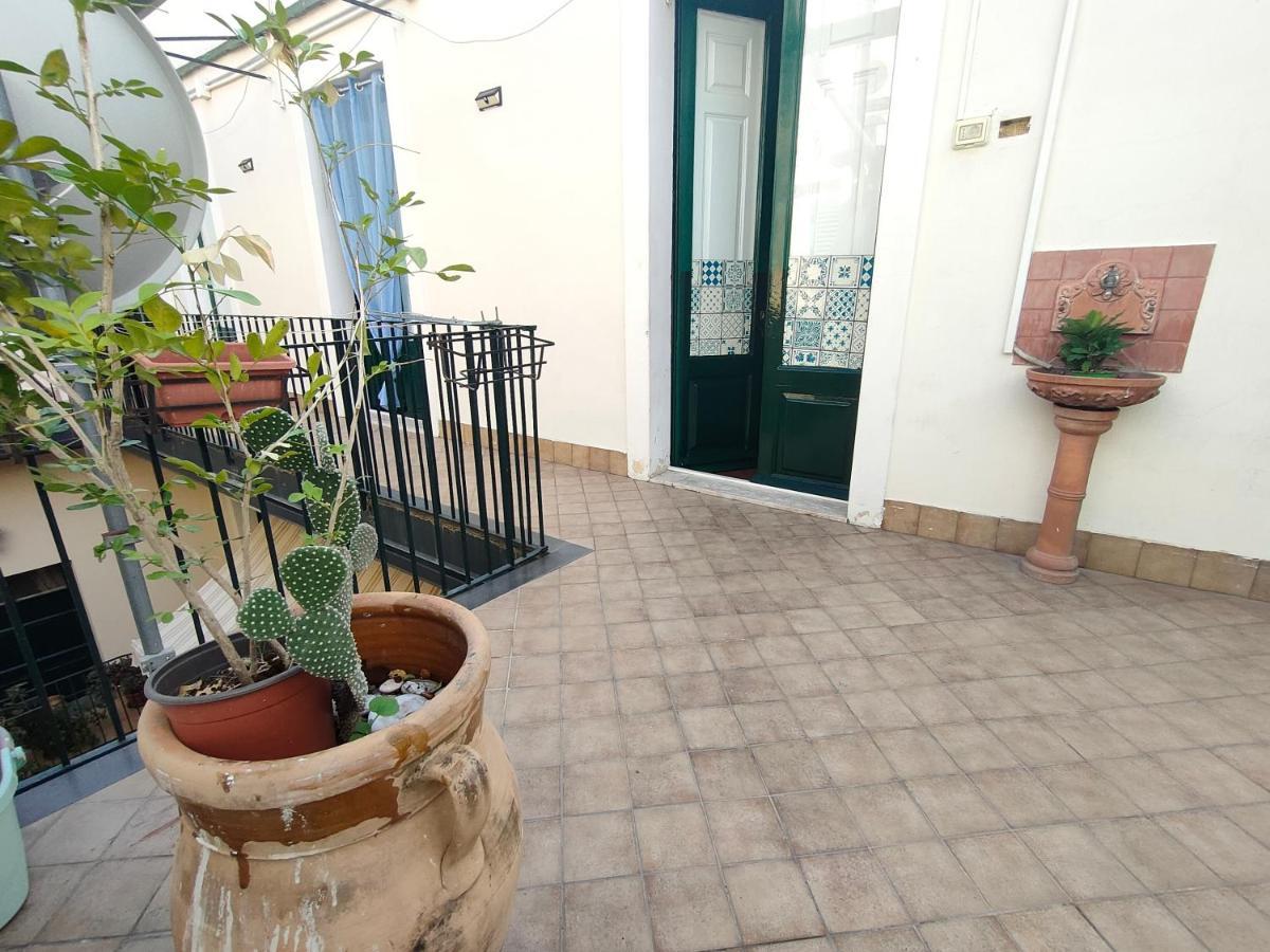 Arco Del Vescovo 2 Daire Acireale Dış mekan fotoğraf